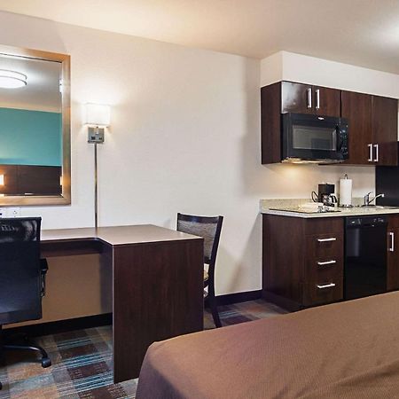 Suburban Studios Monaca - Pittsburgh Экстерьер фото