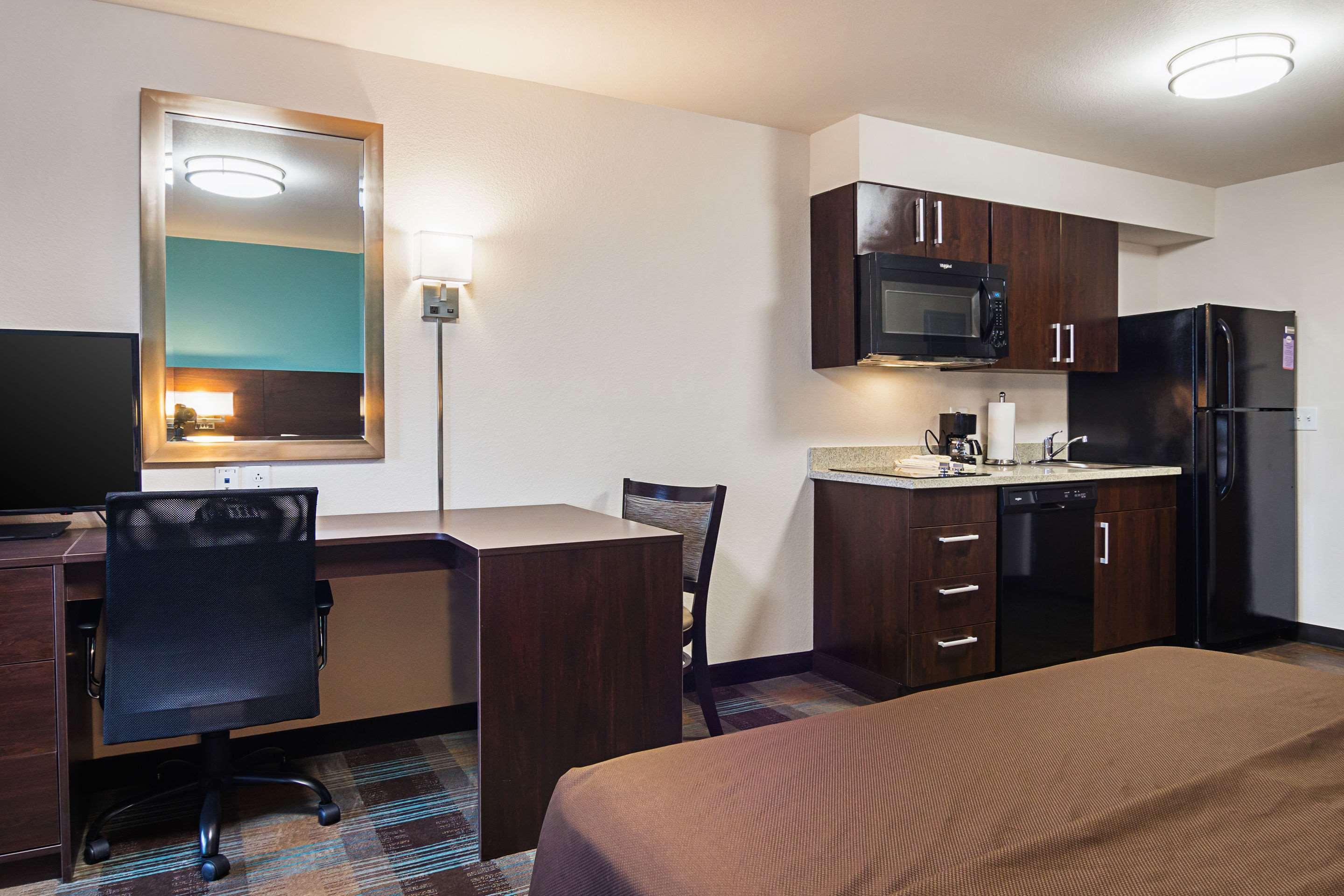 Suburban Studios Monaca - Pittsburgh Экстерьер фото