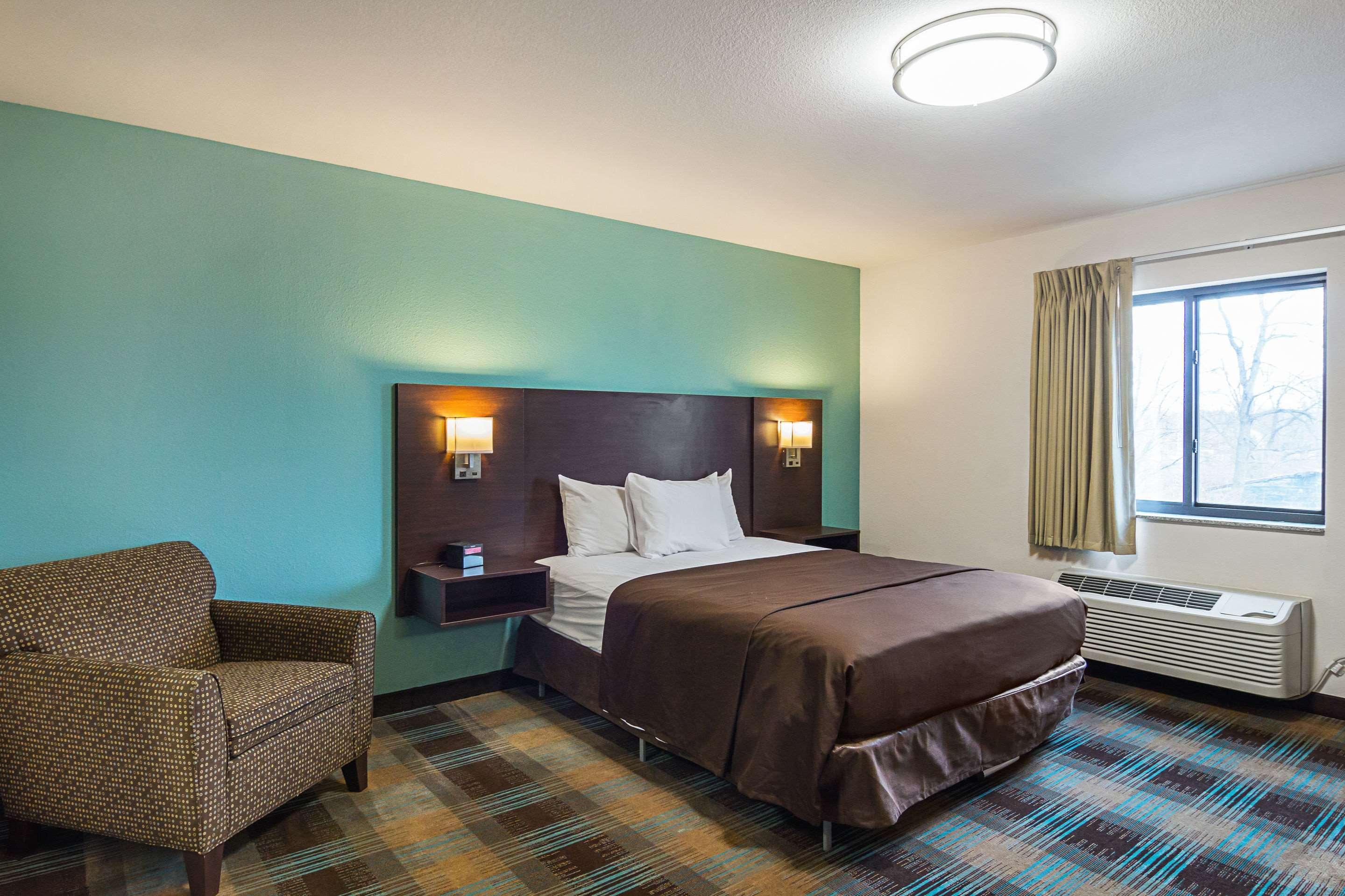 Suburban Studios Monaca - Pittsburgh Экстерьер фото