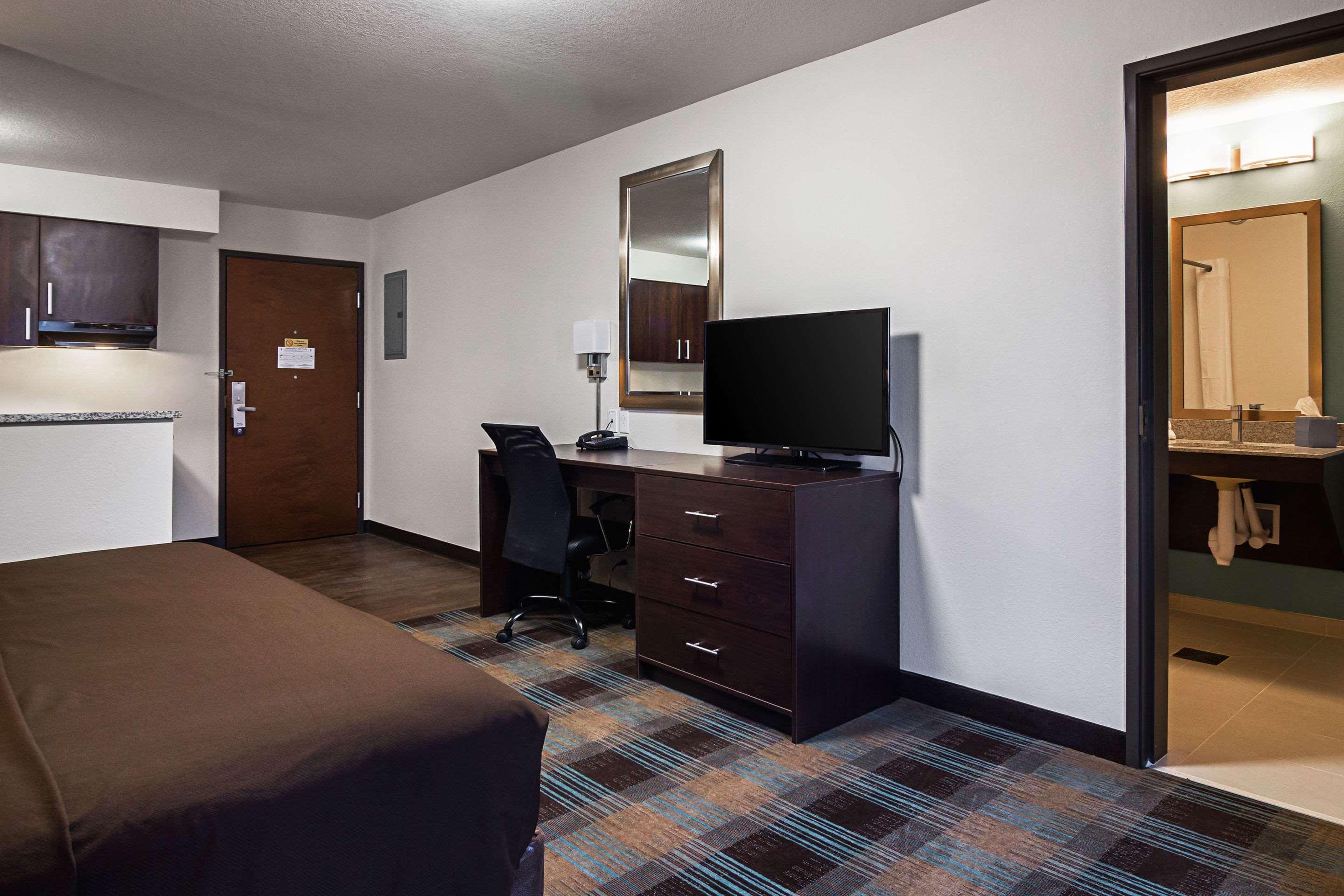Suburban Studios Monaca - Pittsburgh Экстерьер фото