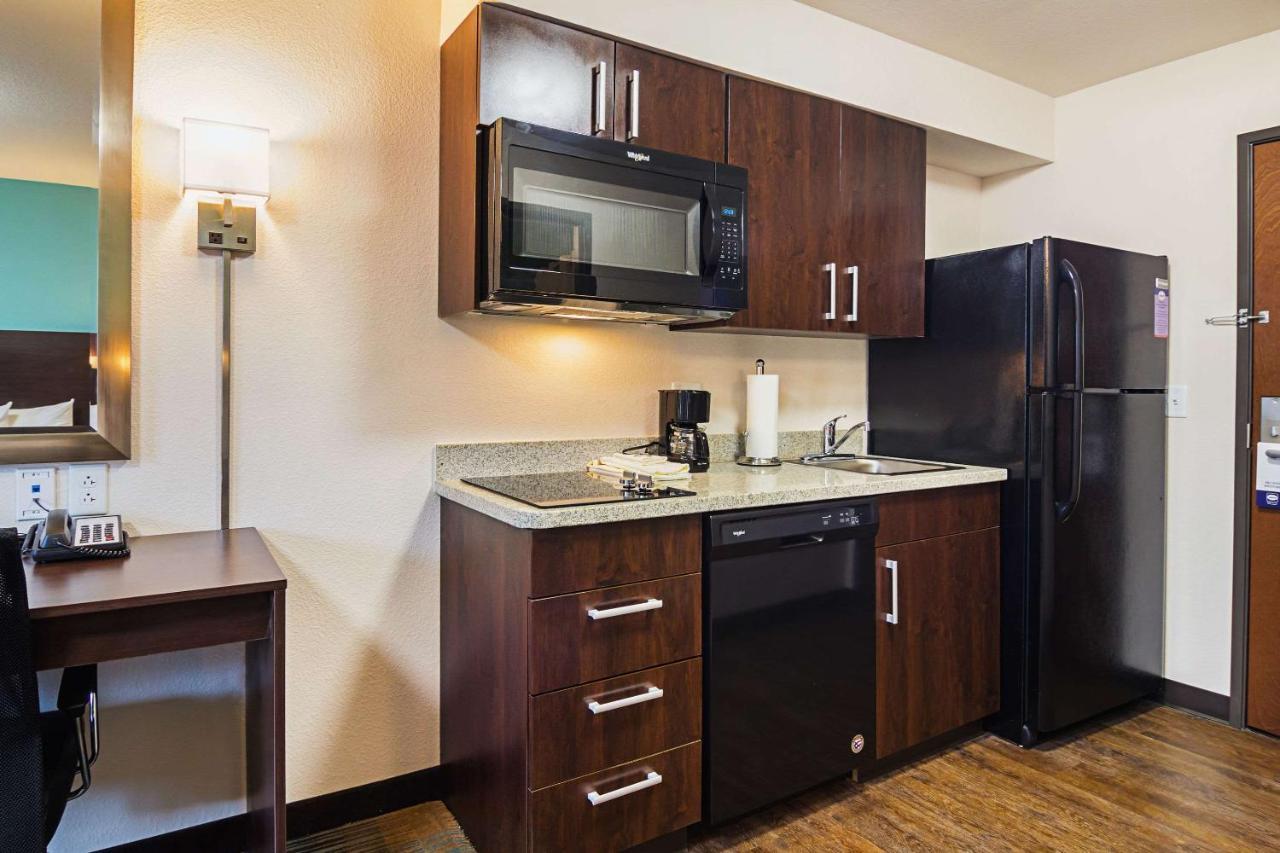 Suburban Studios Monaca - Pittsburgh Экстерьер фото